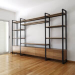 Aparador vajillero o mueble de tv en madera petiribí y hierro diseño minimalista