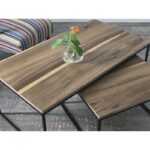 Juego de mesa baja o ratona en madera petiribí o paraíso con patas de hierro de diseño escandinavo industrial minimalista