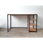 Escritorio nórdico minimalista con estantes en madera guatambú petiribí o paraíso con patas de hierro