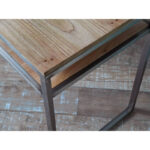 Escritorio nórdico minimalista en madera guatambú petiribí o paraíso con patas de hierro