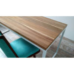 Escritorio nórdico minimalista en madera guatambú petiribí o paraíso con patas de hierro