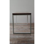 Escritorio nórdico minimalista en madera guatambú petiribí o paraíso con patas de hierro