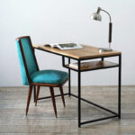 Escritorio nórdico minimalista en madera guatambú petiribí o paraíso con patas de hierro