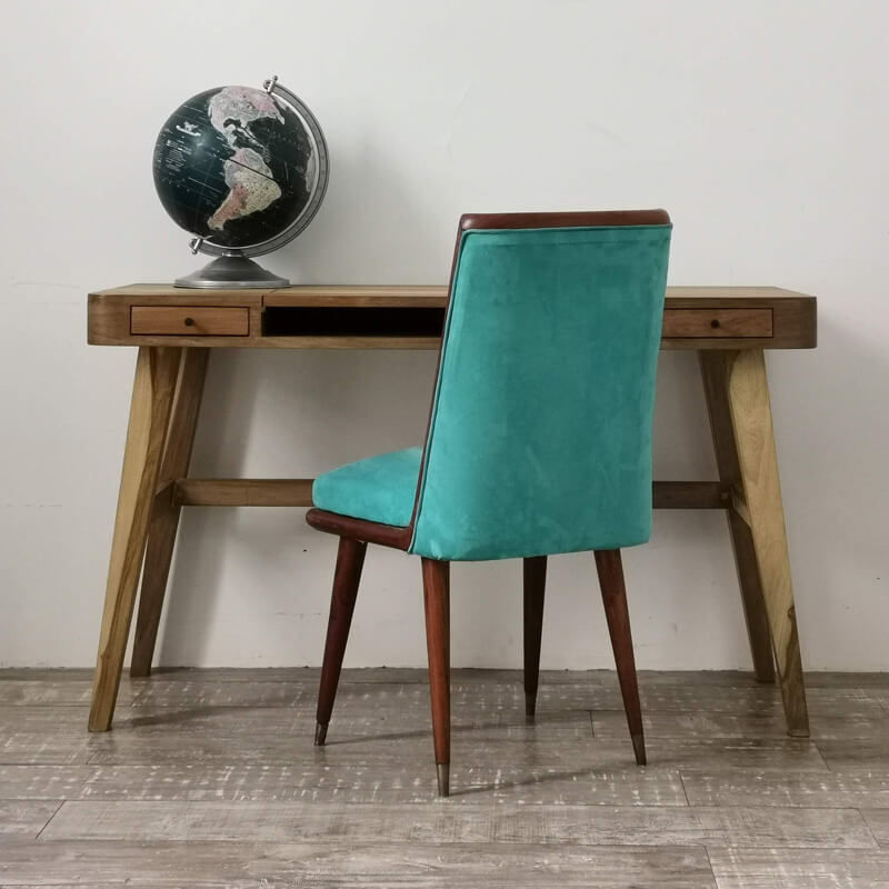 Escritorios de diseño minimalista y escandinavo en madera