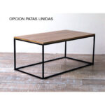 Mesa baja o ratona rectangular en madera petiribí o paraíso con patas de hierro de diseño escandinavo industrial minimalista