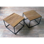 Mesa baja o ratona cuadrada en madera petiribí o paraíso con patas de hierro de diseño escandinavo industrial minimalista