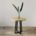 Mesa redonda de comedor en madera petiribí o paraíso y hierro de diseño escandinavo minimalista