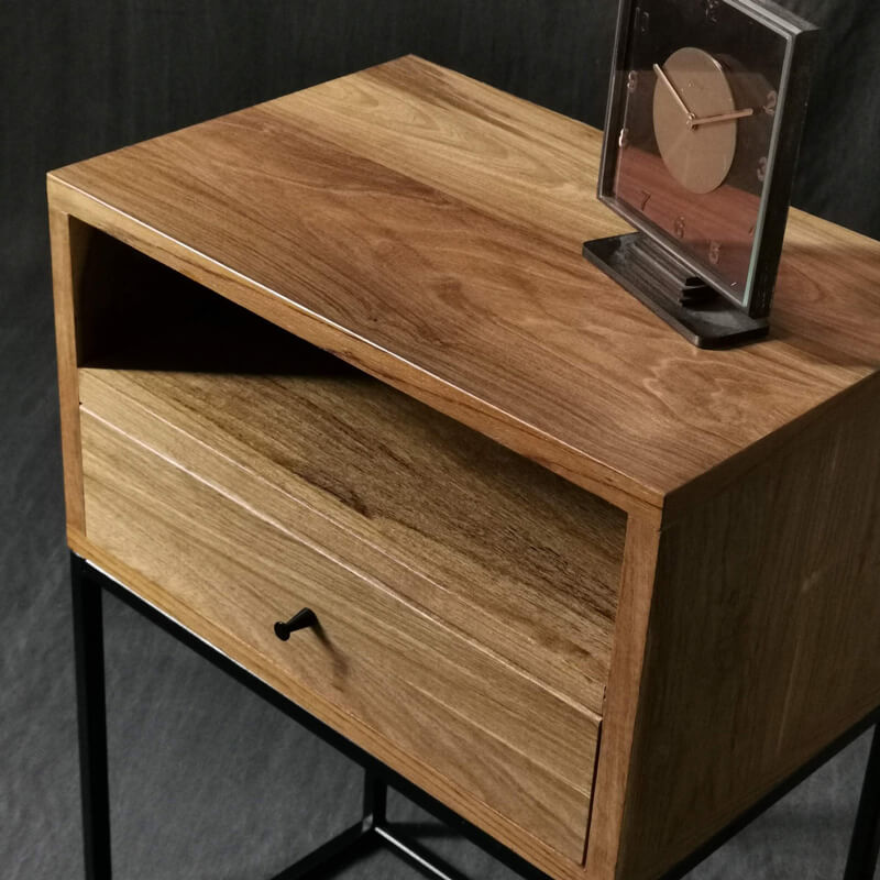 Mesas de luz de diseño minimalista escandinavo en madera