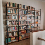 Biblioteca  Minimal  De Pared