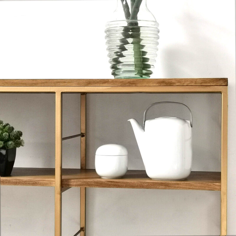 aparador vajillero madera peteribi con hierro dorado minimalista tienda quadrat muebles para living (2) Aparador Río Dorado Peteribí - Imagen 4