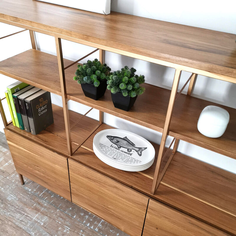 aparador vajillero madera peteribi con hierro dorado minimalista tienda quadrat muebles para living (5) Aparador Río Dorado Peteribí - Imagen 2